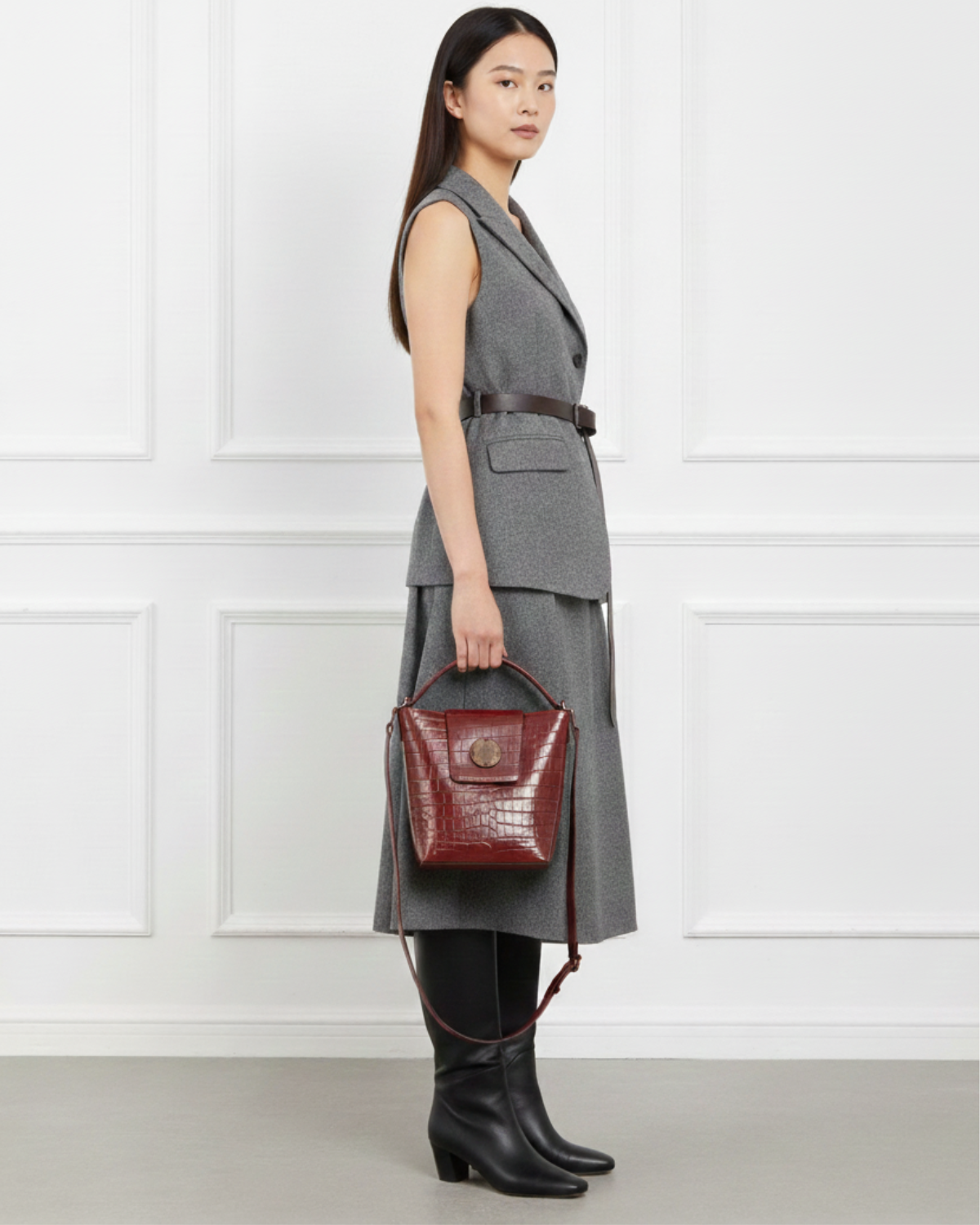 LIVET BUCKET • BURGUNDY