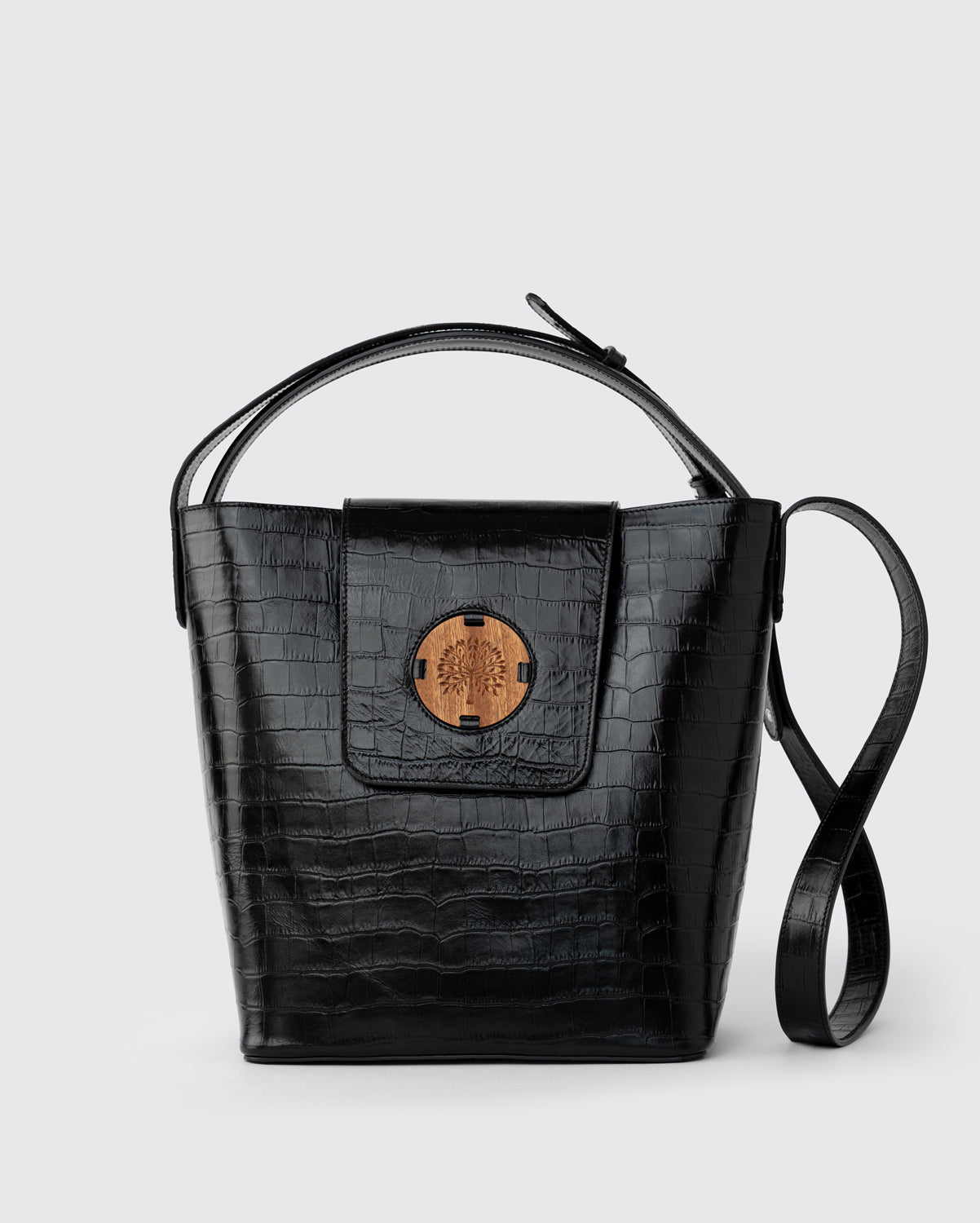 LIVET BUCKET •  BLACK