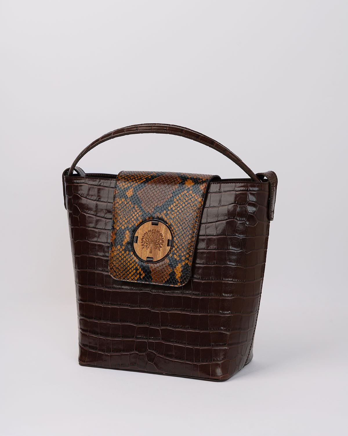 LIVET BUCKET • DARK BROWN