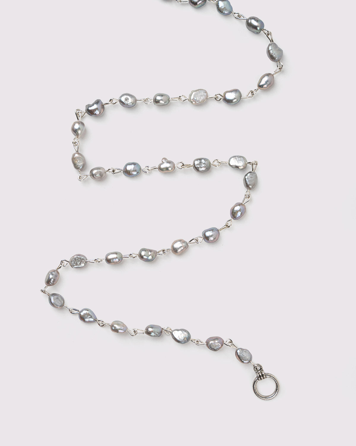 GRAY PEARLS NECKLACE