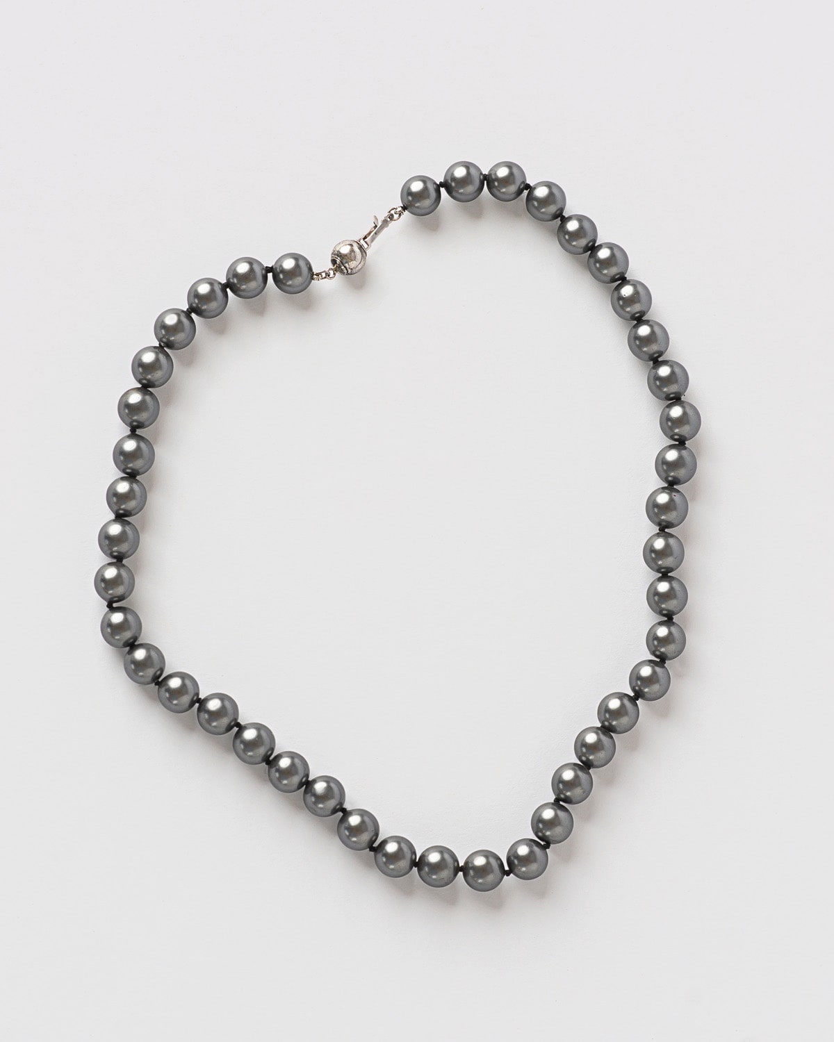 BLACK PEARLS NECKLACE