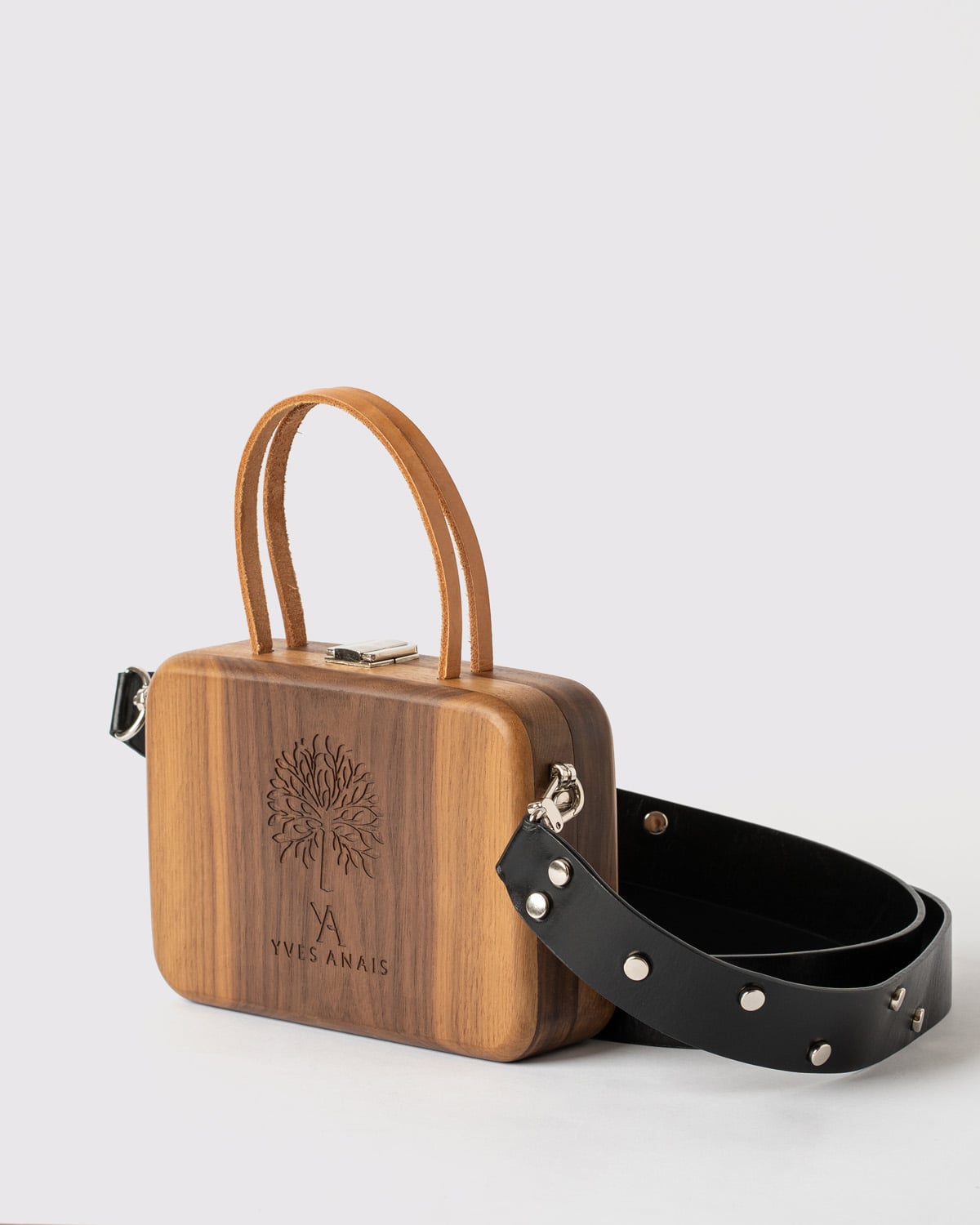 LUCKY CROSSBODY • WALNUT