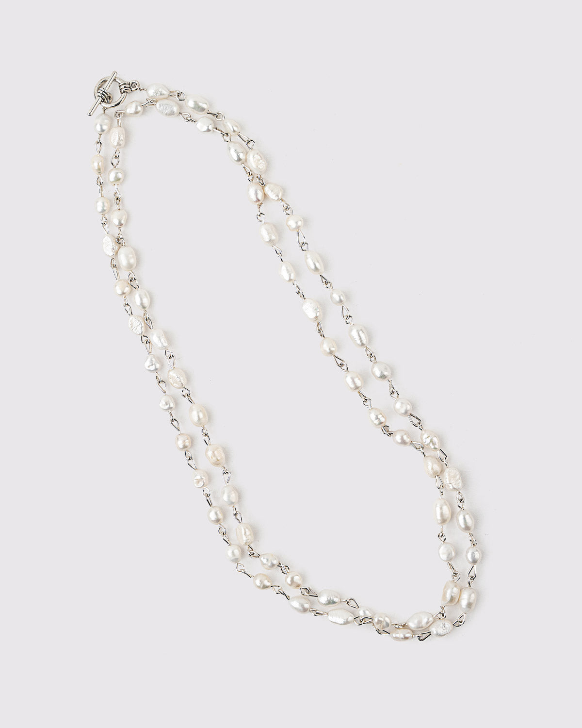 WHITE PEARLS NECKLACE